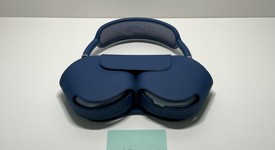 Used
													Apple AirPods Max - Sky Blue, photo 1 of 3