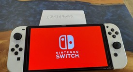 Good
													Nintendo Switch - OLED - White, 64 GB, photo 4 of 7