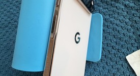 Mint
													Google Pixel 10 Pro - Unlocked, Porcelain, 128 GB, G4QUR, photo 5 of 9