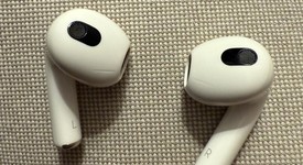 Used
													Apple AirPods 3rd Gen - Lightning Case, photo 5 of 7