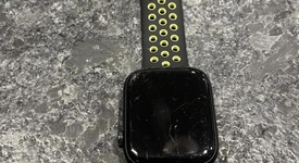 Fair
													Apple Watch Series 7 45mm - Black, A2474 - GPS, Aluminum, photo 3 of 6