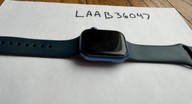 Fair
													Apple Watch Series 7 41mm - Blue, A2473 - GPS, Aluminum, photo 3 of 6