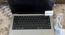 Good
													MacBook Pro 2023 - 14" - Apple M2 Pro 12-core, Gray, 1 TB, 16 GB, photo 4 of 11