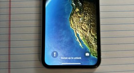 Mint
													Apple iPhone Xr - AT&T, White, 128 GB, A1984, photo 1 of 5