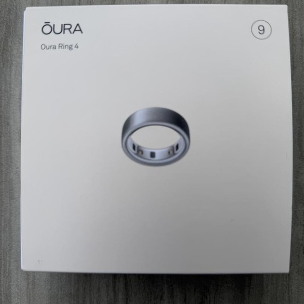 Oura Ring Gen 4 - Brushed Silver, Size 9