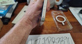 Mint
													Google Pixel 9a - Unlocked, Porcelain, 128 GB, 8 GB, photo 4 of 9