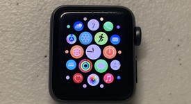 Fair
													Apple Watch Series 3 38mm - Gray, A1858, Aluminum - GPS, photo 3 of 10