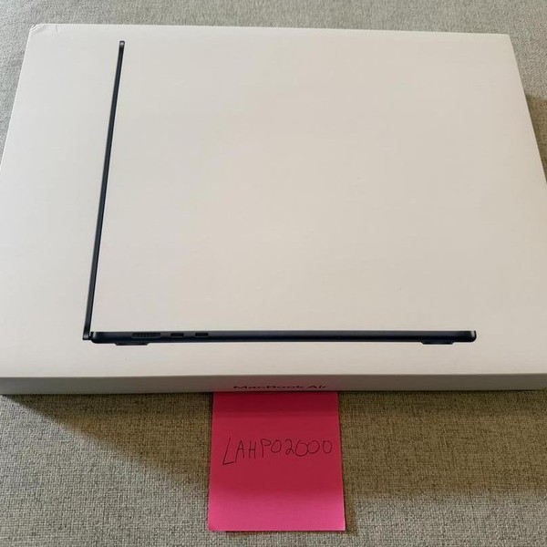 MacBook Air 2026 (M5) - 15 inch - 1 TB, Midnight, 24 GB, Apple M5 10-Core (10-core GPU)