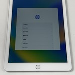 Good Apple iPad 5th Gen - Wi-Fi, 128 GB, Silver, A1822