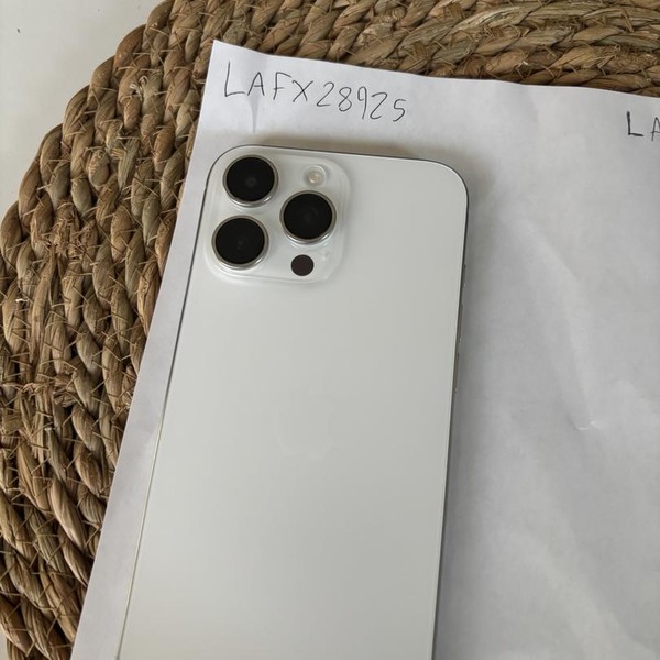 Apple iPhone 16 Pro Max - Unlocked, 512 GB, White, A3084