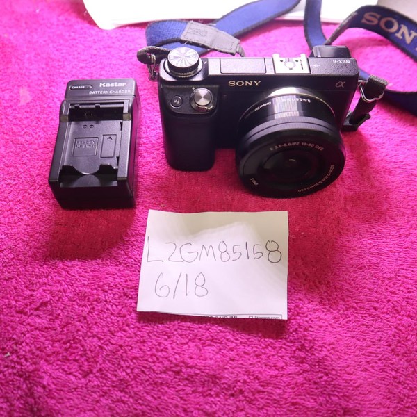 Sony NEX-6