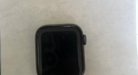 Good
													Apple Watch Series 4 40mm - Gray, A1977 - GPS, Aluminum, photo 1 of 5