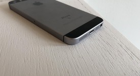 Good
													Apple iPhone SE 1st Gen 2016 - Unlocked, Grey, 16 GB, A1662, photo 4 of 13