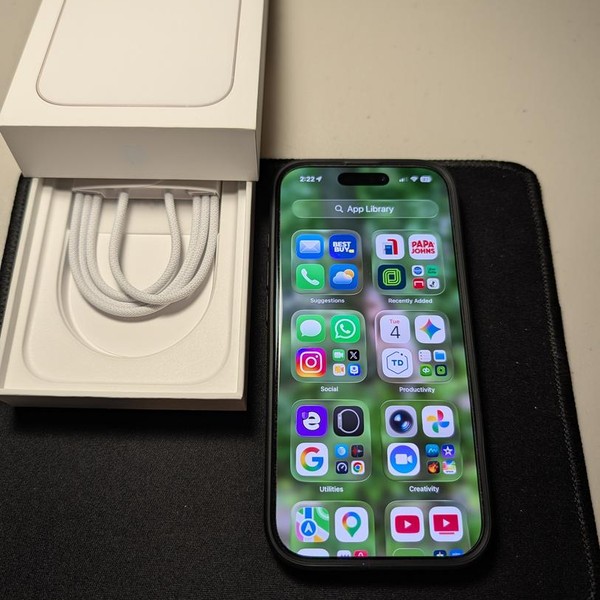 Apple iPhone 17 - Unlocked, 256 GB, White, A3258