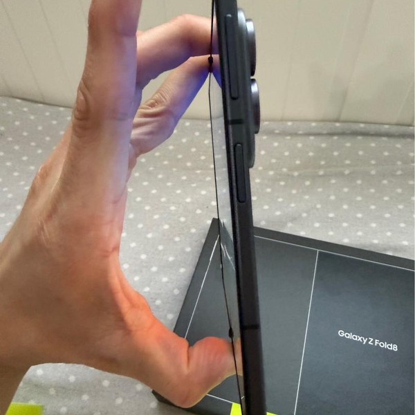Samsung Galaxy Z Fold8 - Unlocked, 256 GB, Graphite, 12 GB, SM-F971U1