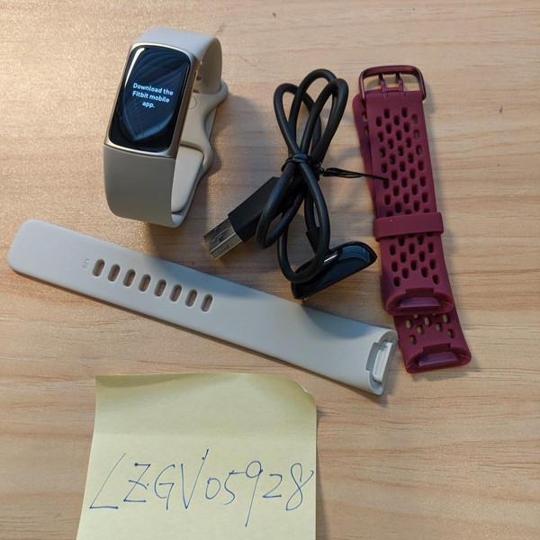 Fitbit Charge 5 - Gold