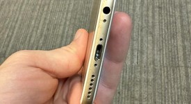 Good
													Apple iPhone 6 - Unlocked, Gold, 64 GB, A1549, photo 5 of 7