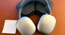 Used
													Apple AirPods Max USB-C - Blue, photo 4 of 9