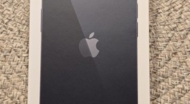 Mint
													Apple iPhone 13 - Unlocked, Midnight, 128 GB, A2482, photo 2 of 11