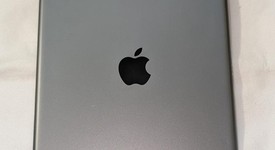 Good
													Apple iPad 7th Gen - T-Mobile, Gray, 32 GB, A2200, photo 3 of 3