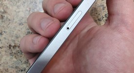 Good
													Apple iPhone SE 1st Gen 2016 - Unlocked, Grey, 64 GB, A1662, photo 3 of 10