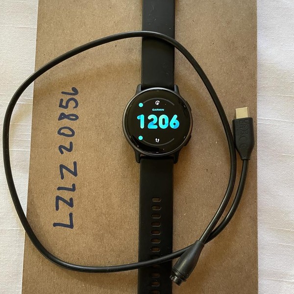 Garmin Vivoactive 5 - Black