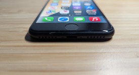 Fair
													Apple iPhone SE 3rd Gen 2022 - Unlocked, Midnight, 64 GB, A2595, photo 3 of 14