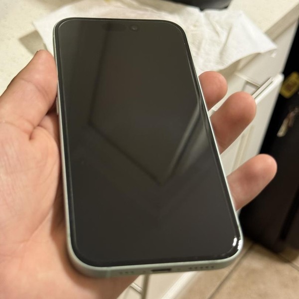 Apple iPhone 15 - Unlocked, 128 GB, Green, A2846