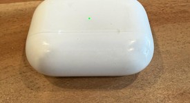 Used
													Apple AirPods Pro - MagSafe Case, photo 5 of 7