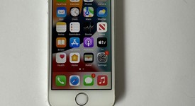 Fair
													Apple iPhone SE 1st Gen 2016 - Unlocked, Silver, 64 GB, A1662, photo 2 of 8