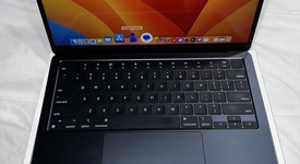 Mint
													MacBook Air 2022 - 13" - Apple M2, Midnight, 1 TB, 16 GB, photo 2 of 11
