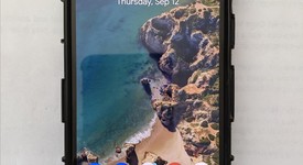 Mint
													Google Pixel 2 - Unlocked, Black, 64 GB, Google Edition, photo 1 of 9