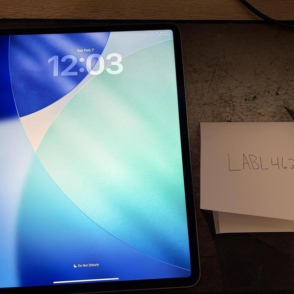 Apple iPad Air 13 inch (M3) 2025 - T-Mobile, 128 GB, Gray