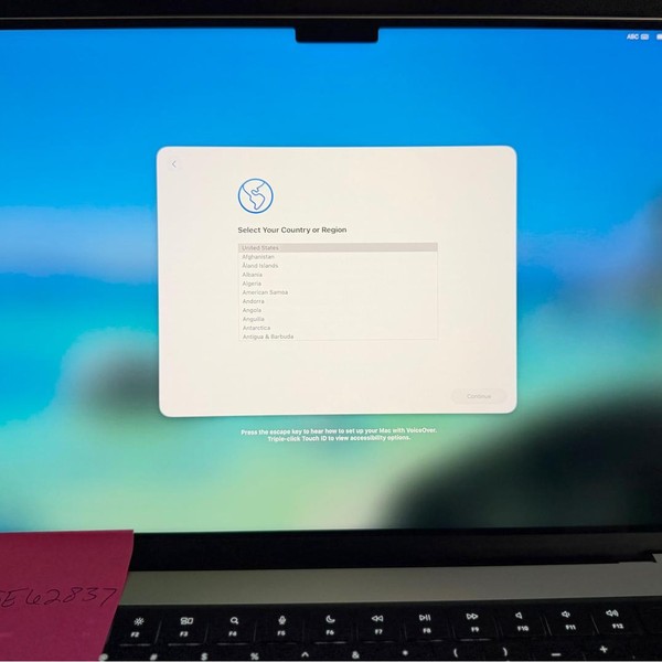 MacBook Pro 2021 - 16 inch - 512 GB, Silver, 16 GB, Apple M1 Pro 10-core