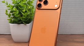 Mint
													Apple iPhone 17 Pro Max - Unlocked, Cosmic Orange, 256 GB, A3257, photo 5 of 11