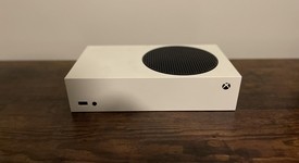 Good
													Xbox Series S (2020) - White, 512 GB, photo 1 of 6