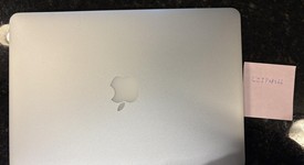 Good
													MacBook Pro 2015 (Retina) - 13" - Silver, 256 GB, 8 GB, photo 2 of 8
