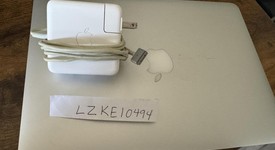 Good
													MacBook Pro 2015 (Retina) - 13" - Silver, 256 GB, 8 GB, photo 2 of 5
