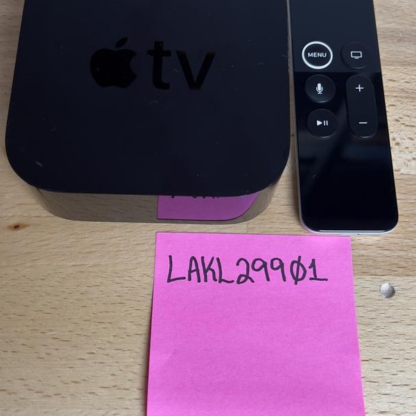 Apple TV 4k 1st Gen (2017) - 64 GB