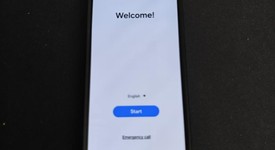 Good
													Samsung Galaxy S21 FE 5G - Unlocked, Olive, 128 GB, 6 GB, SM-G990U1, photo 1 of 9