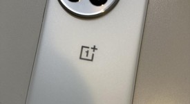 Fair
													OnePlus 13 - Unlocked, Arctic Dawn, 512 GB, 16 GB, photo 3 of 14