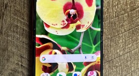 Mint
													Motorola Razr Plus (2023) - T-Mobile, Magenta, 256 GB, 8 GB, photo 4 of 7