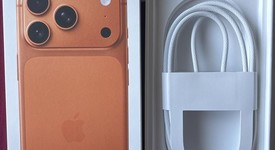 Mint
													Apple iPhone 17 Pro - Unlocked, Cosmic Orange, 256 GB, A3256, photo 4 of 7