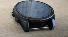 Mint
													Garmin Fenix 8 - Carbon, AMOLED, photo 3 of 8