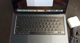 Mint
													MacBook Air 2022 - 13" - Apple M2, Midnight, 256 GB, 8 GB, photo 1 of 10