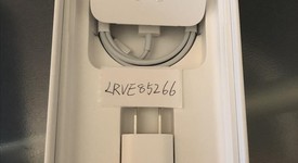 Mint
													Apple iPhone Xs Max - Unlocked, Silver, 256 GB, A1921, photo 2 of 6