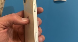 Mint
													Apple iPhone 13 - Unlocked, Starlight, 128 GB, A2482, photo 4 of 9