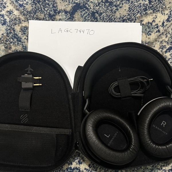 Sennheiser Momentum 4 - Black