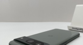 Good
													Google Pixel 8 - Unlocked, Hazel, 128 GB, 8 GB, G9BQD, Sub-6 5G, photo 5 of 5