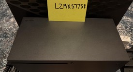 Mint
													Xbox Series X (2020) - Black, 1 TB, standard, photo 4 of 10